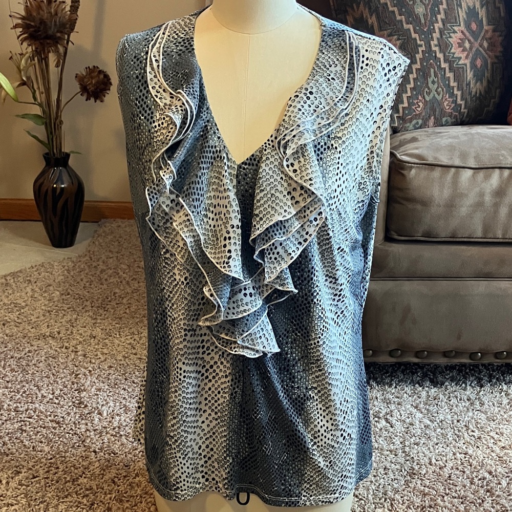 Ruffled Sleeveless Blouse - Black and White